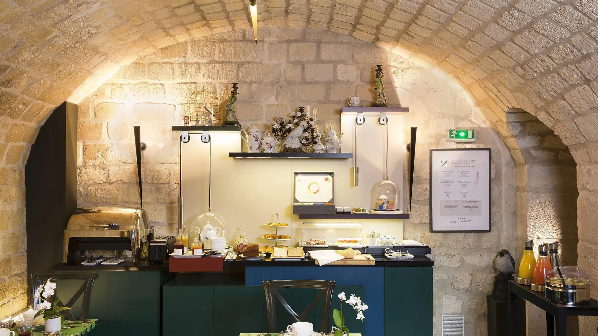 Les Dames Du Pantheon Hotel 4*