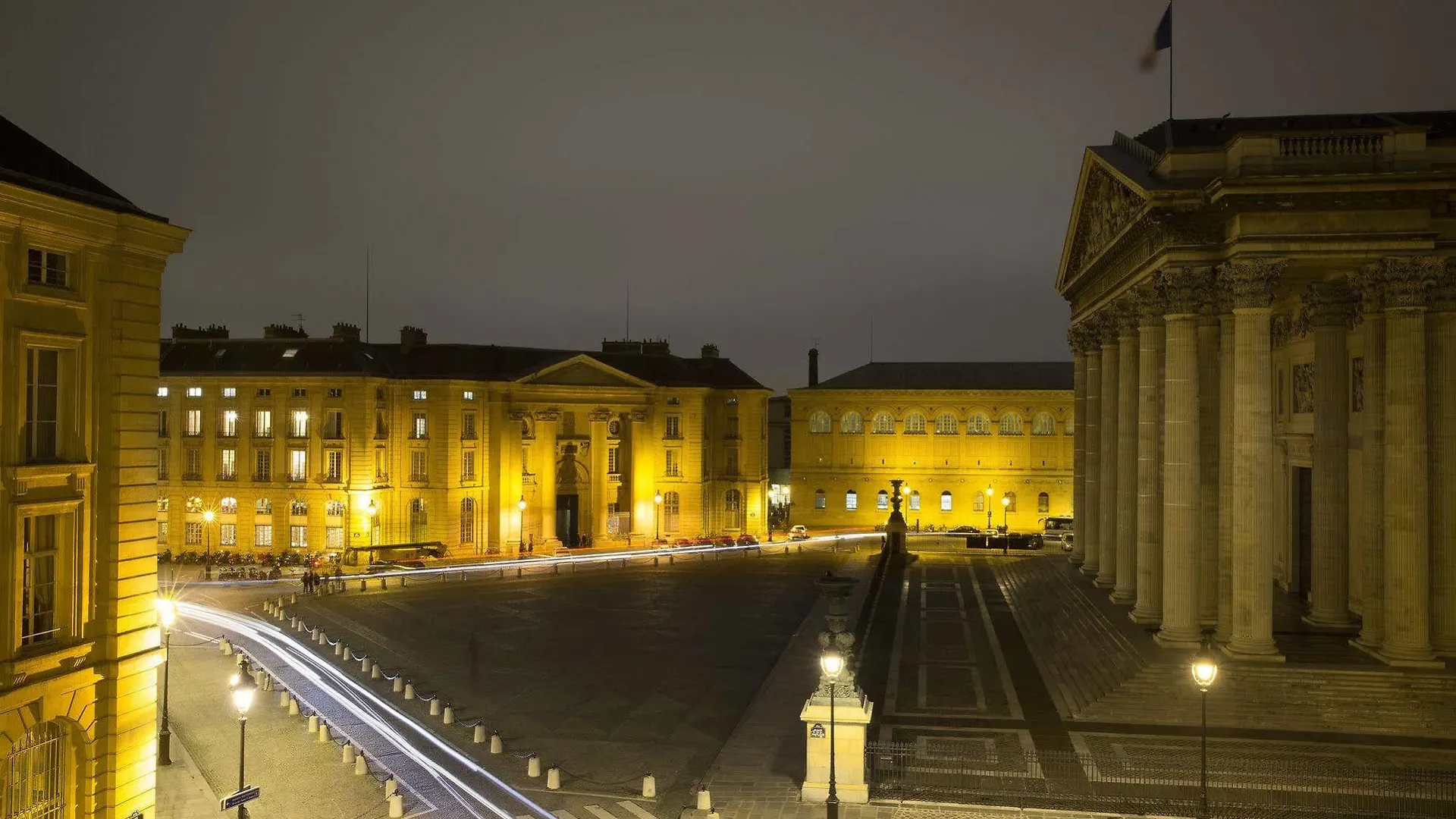 Hotel Les Dames Du Panthéon 4*